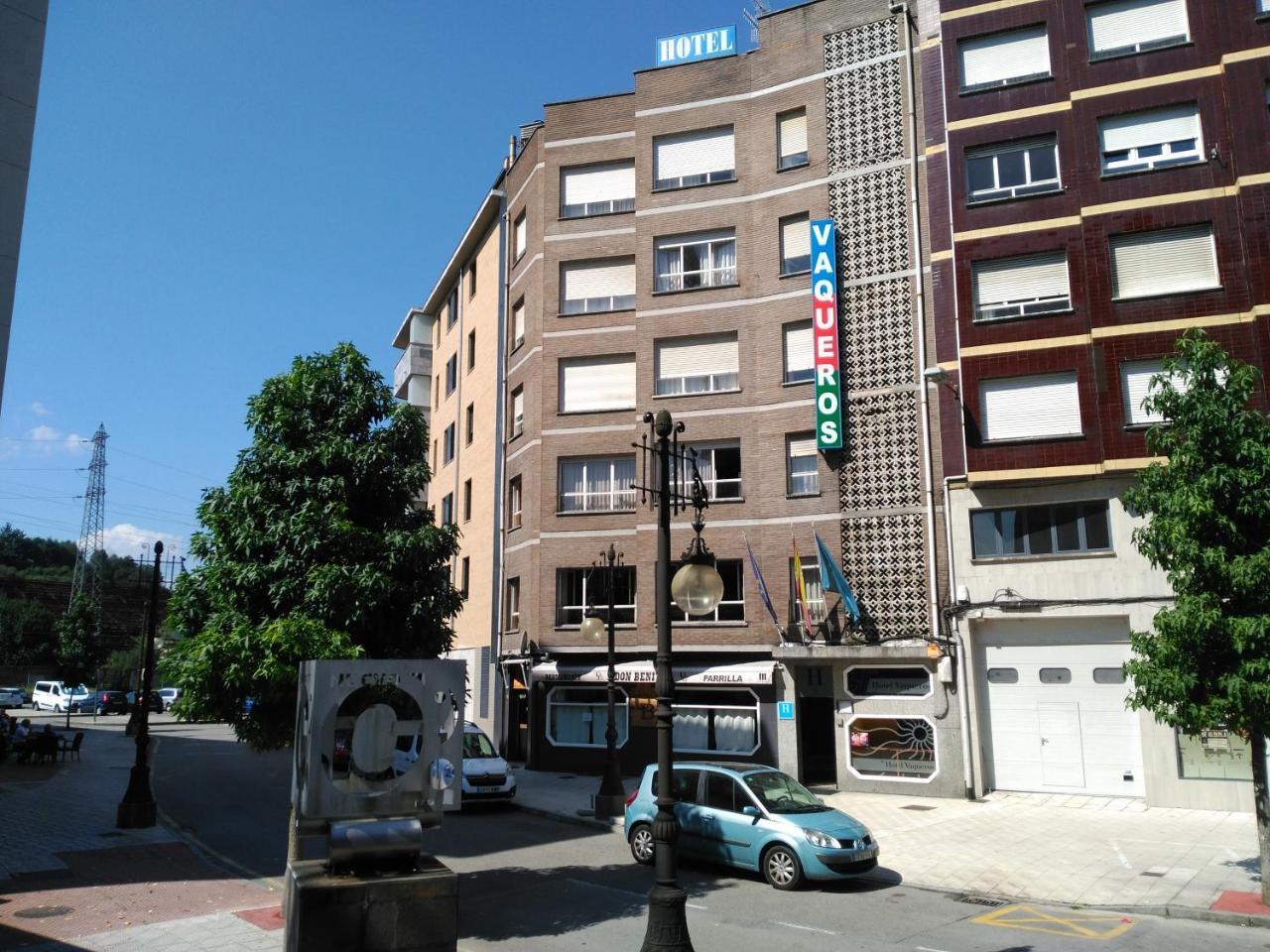 Hotel Vaqueros Langreo Exterior foto